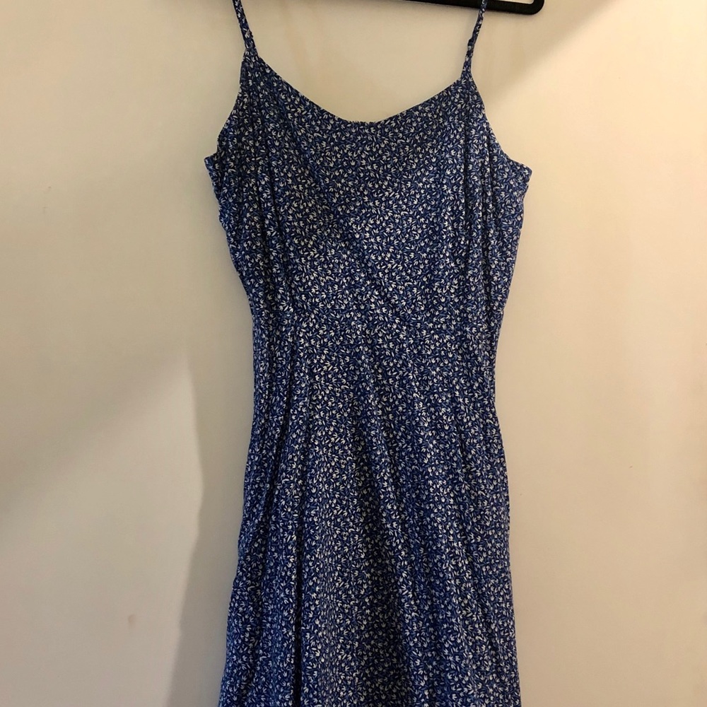 NWT Beautiful blue spaghetti-strap sundress